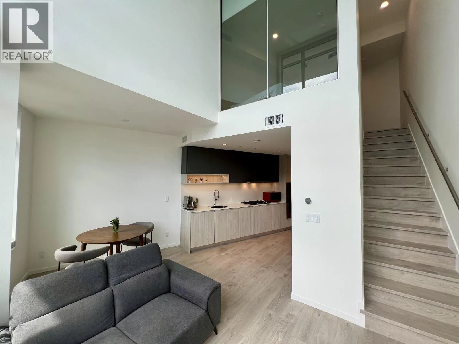 1310 6300 MINORU BOULEVARD