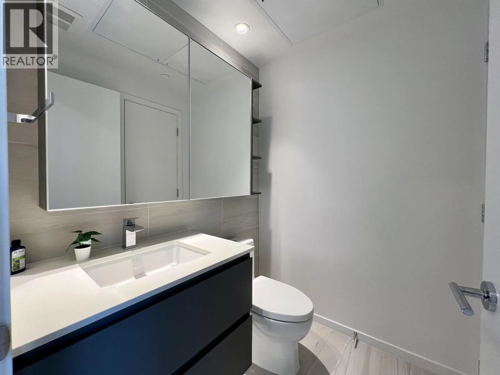 1310 6300 MINORU BOULEVARD