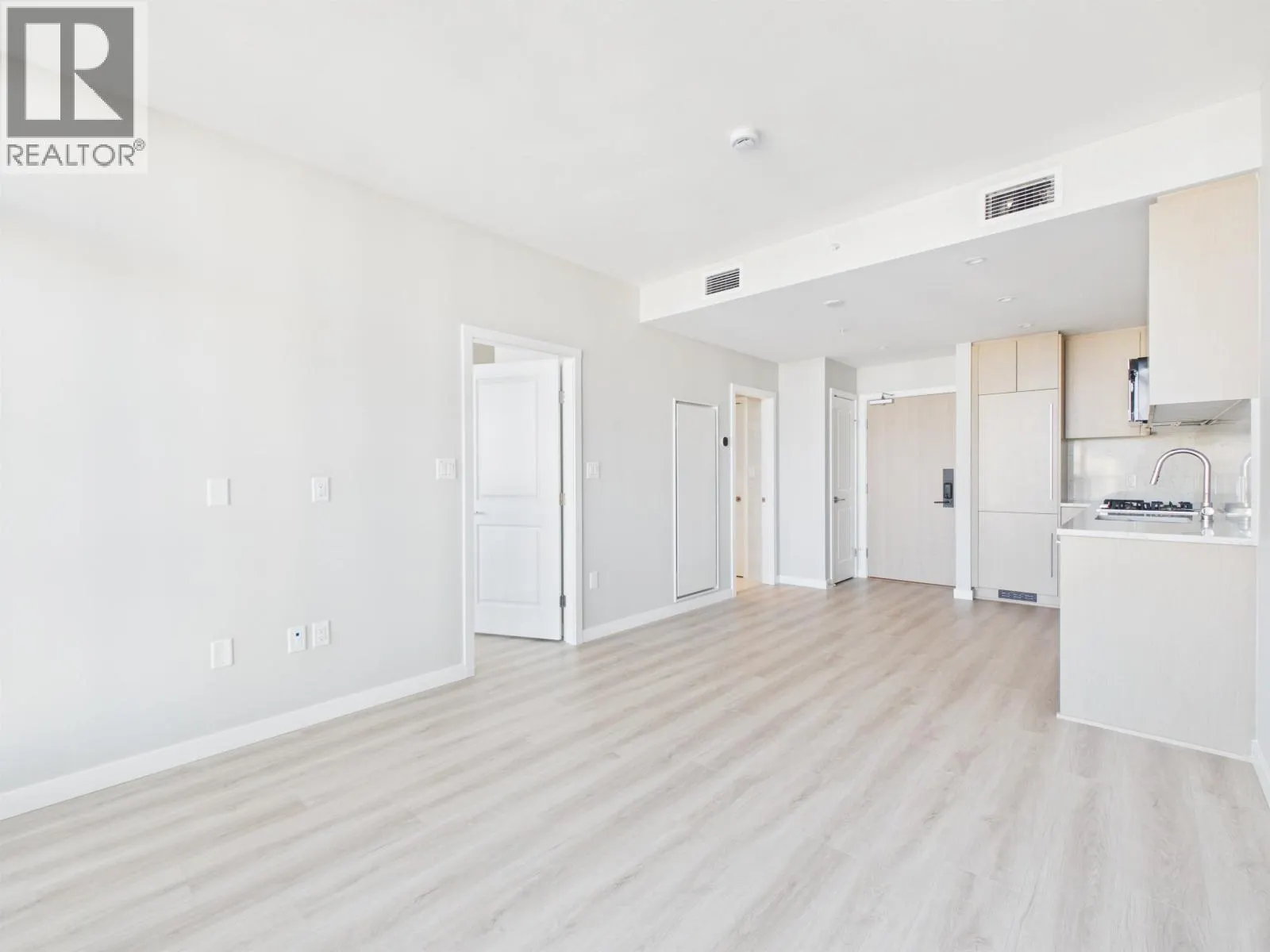 1804 5938 OLIVE AVENUE
