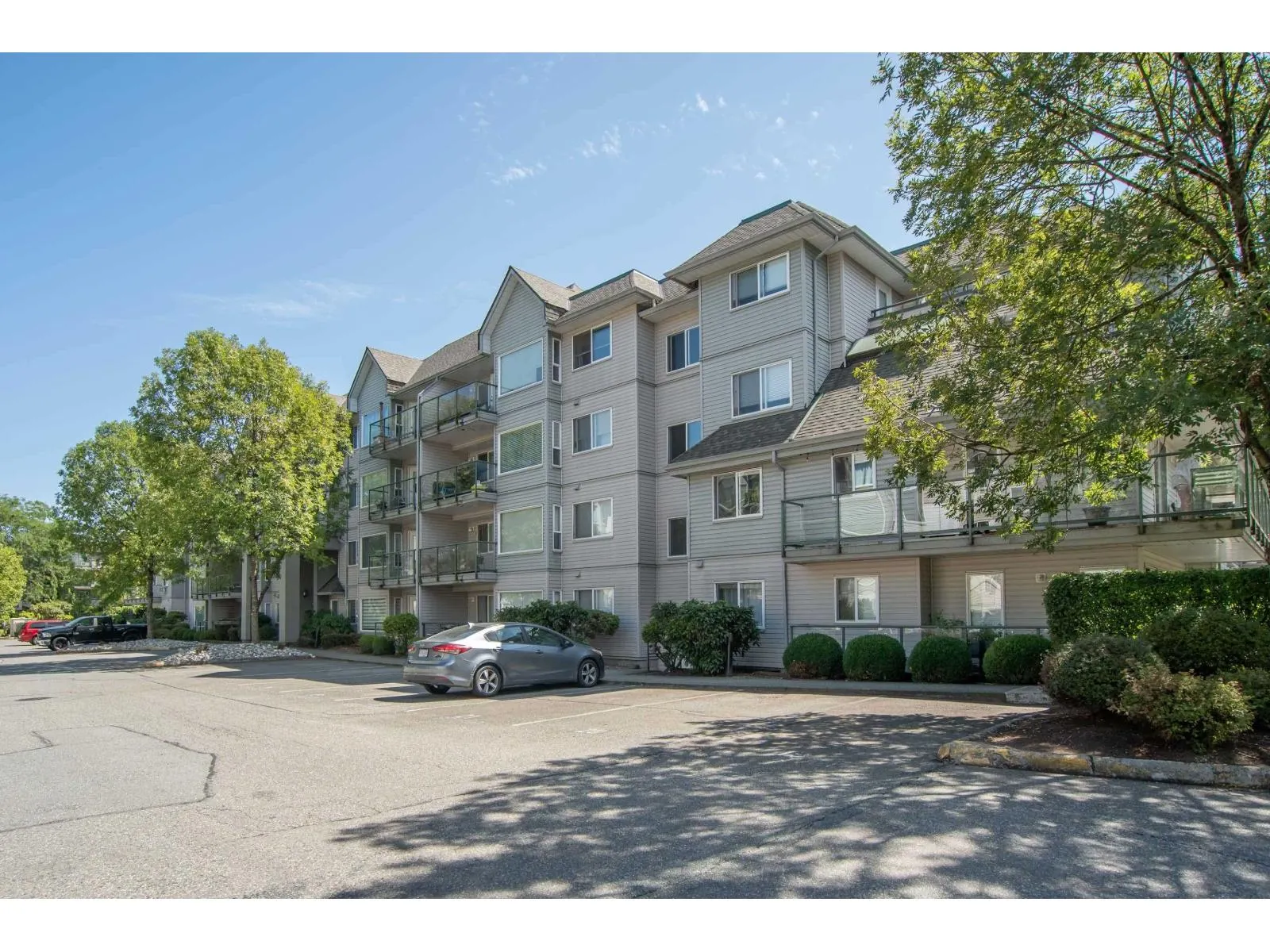 402 33668 KING ROAD
