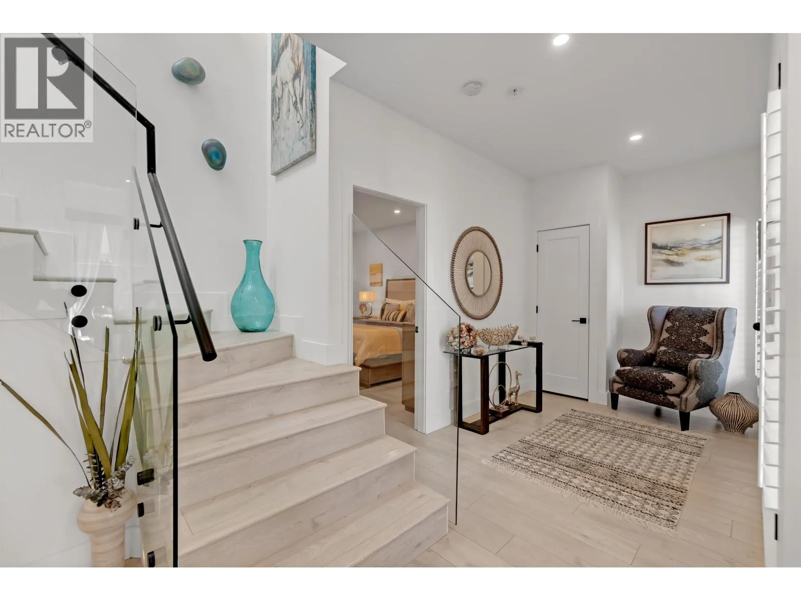 1273 3RD STREET