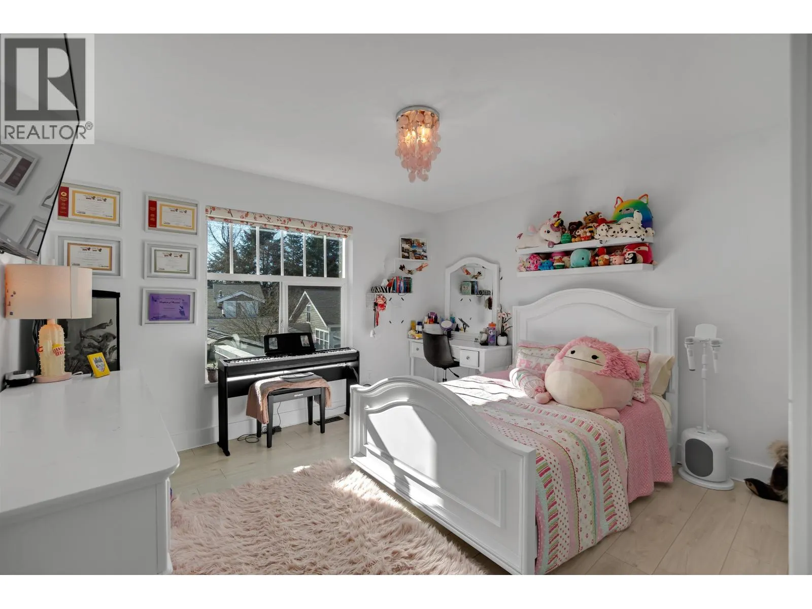 1273 3RD STREET