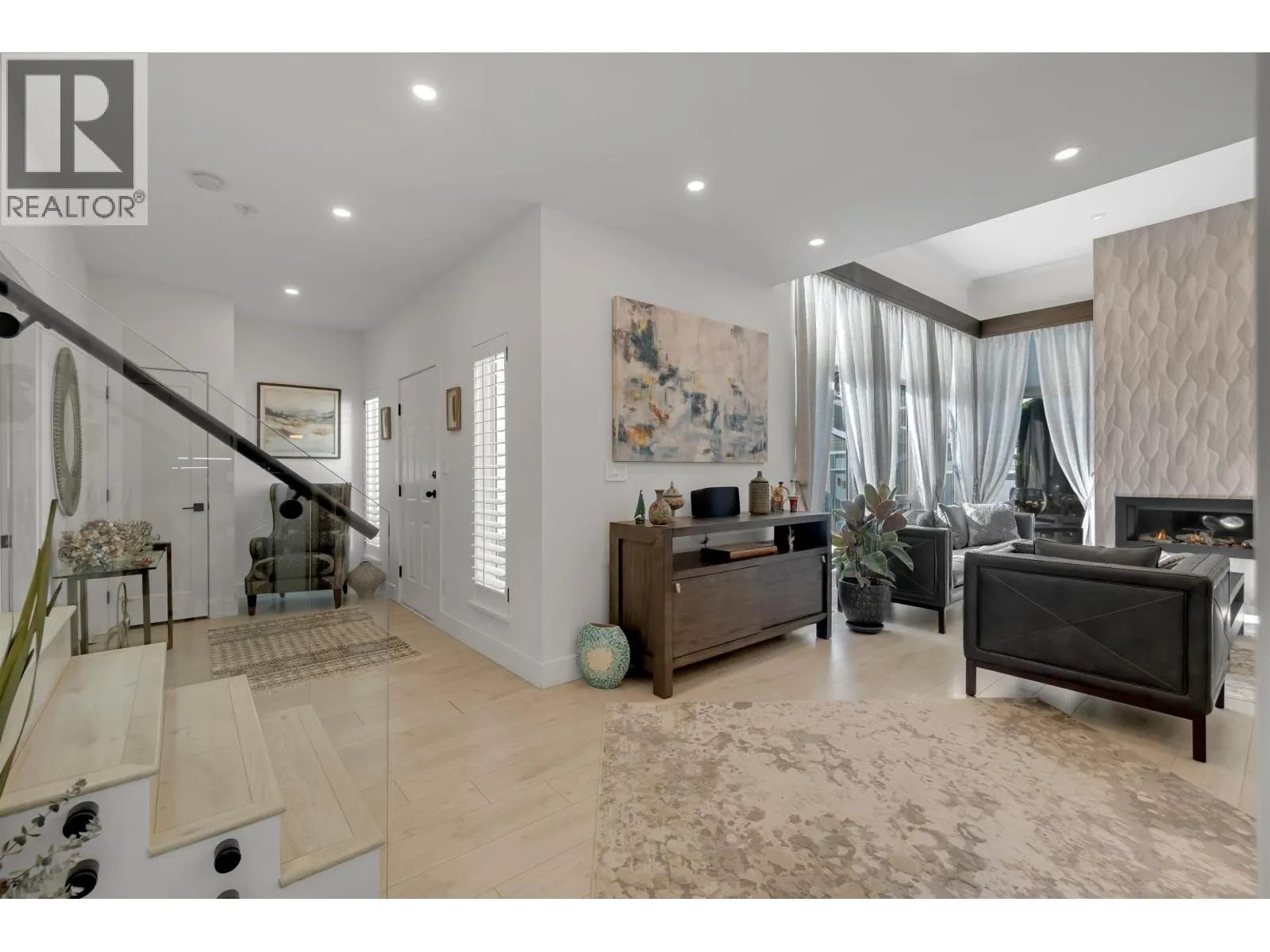 1273 3RD STREET