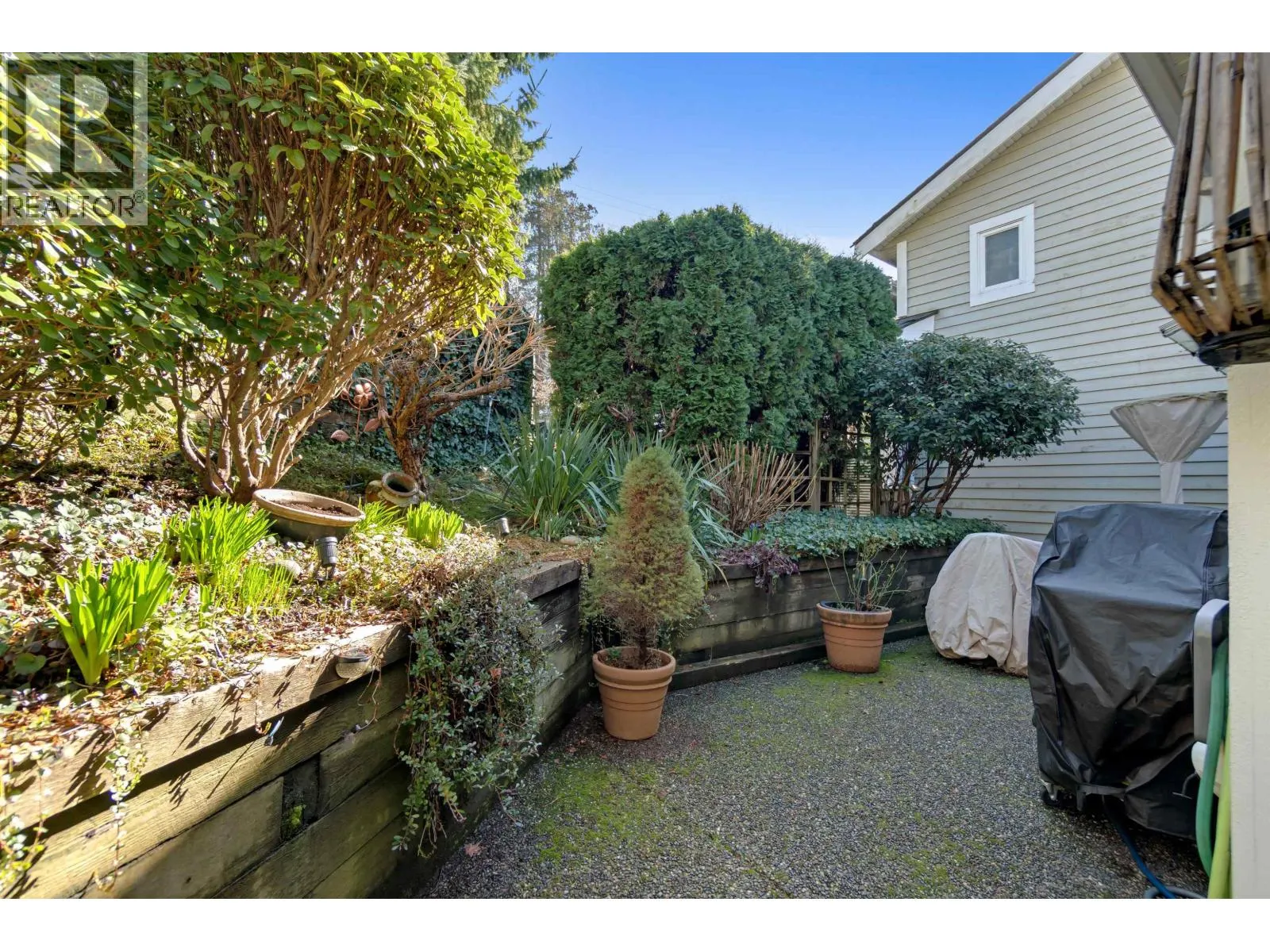 1273 3RD STREET