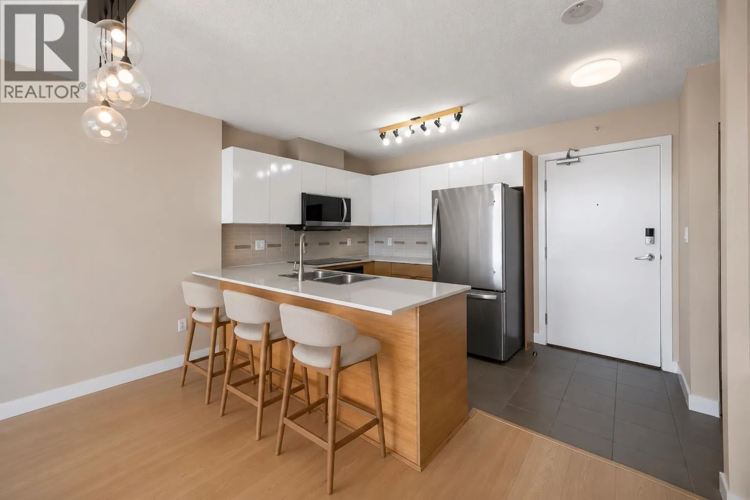 1807 4118 DAWSON STREET