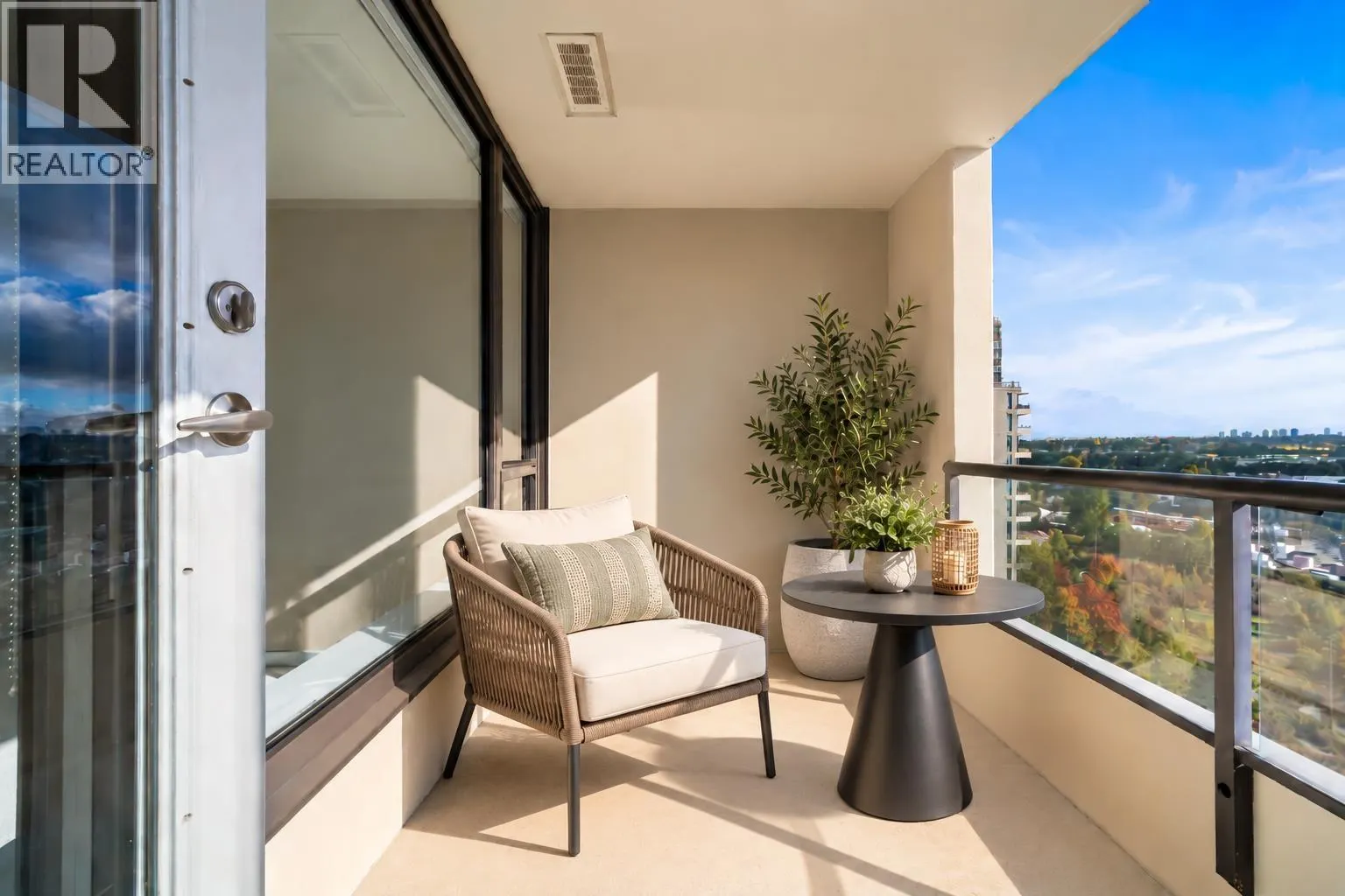 1807 4118 DAWSON STREET