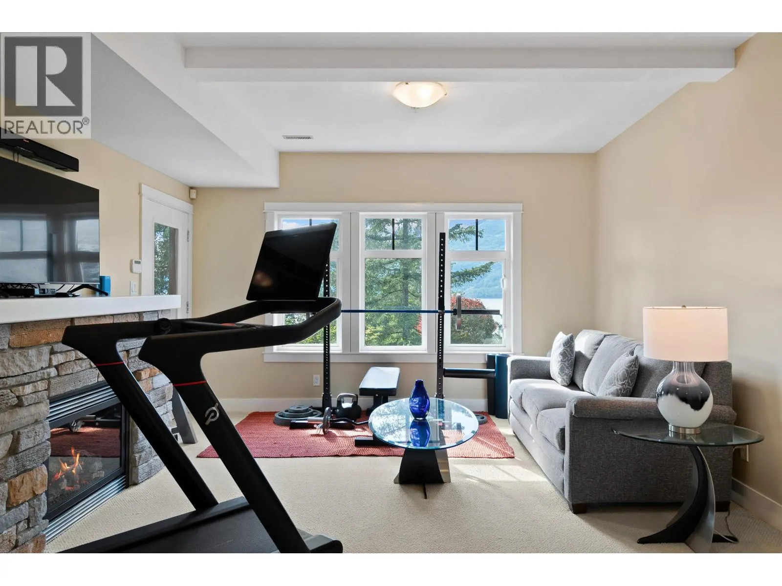 300 OCEAN CREST DRIVE