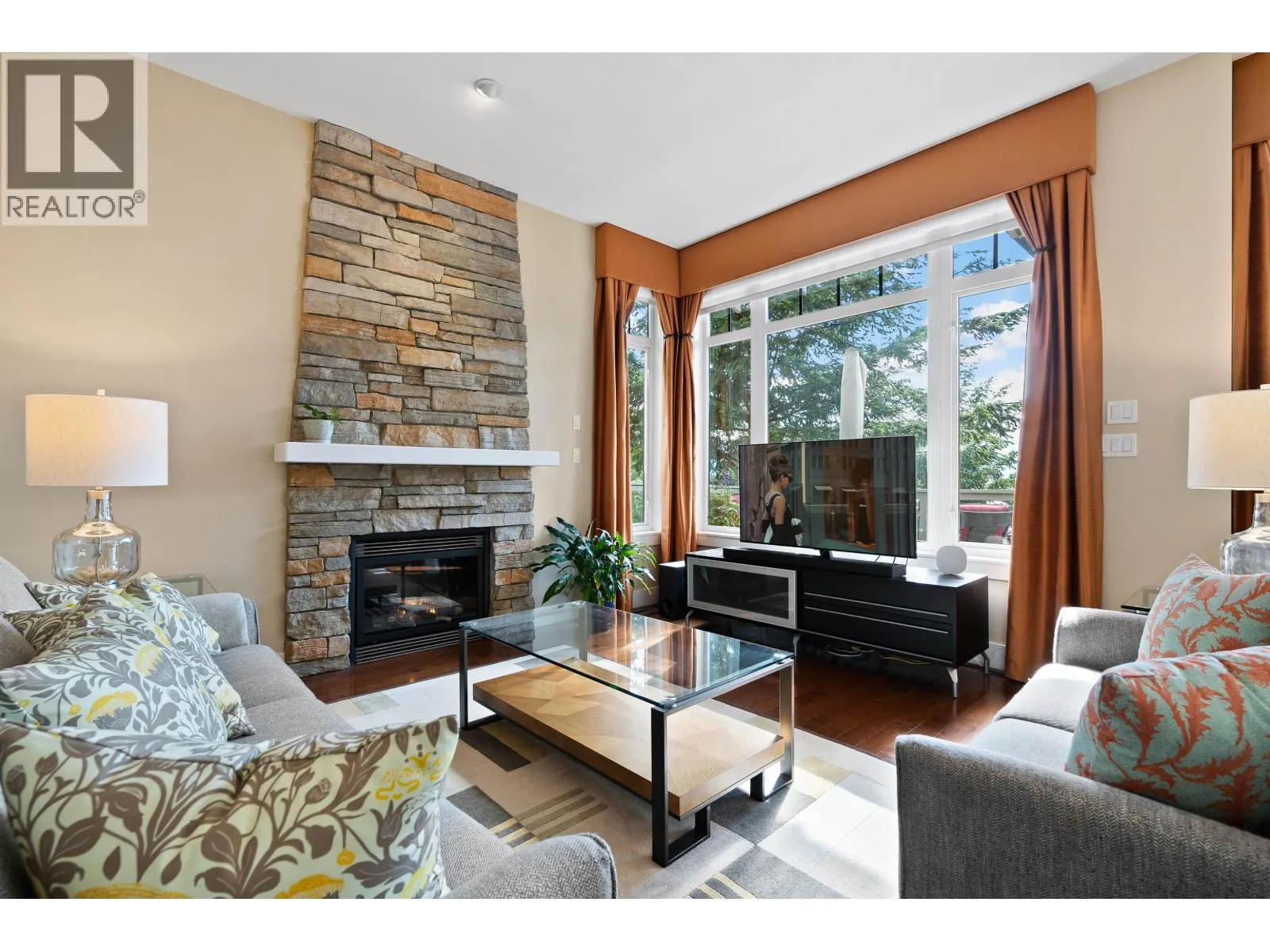 300 OCEAN CREST DRIVE