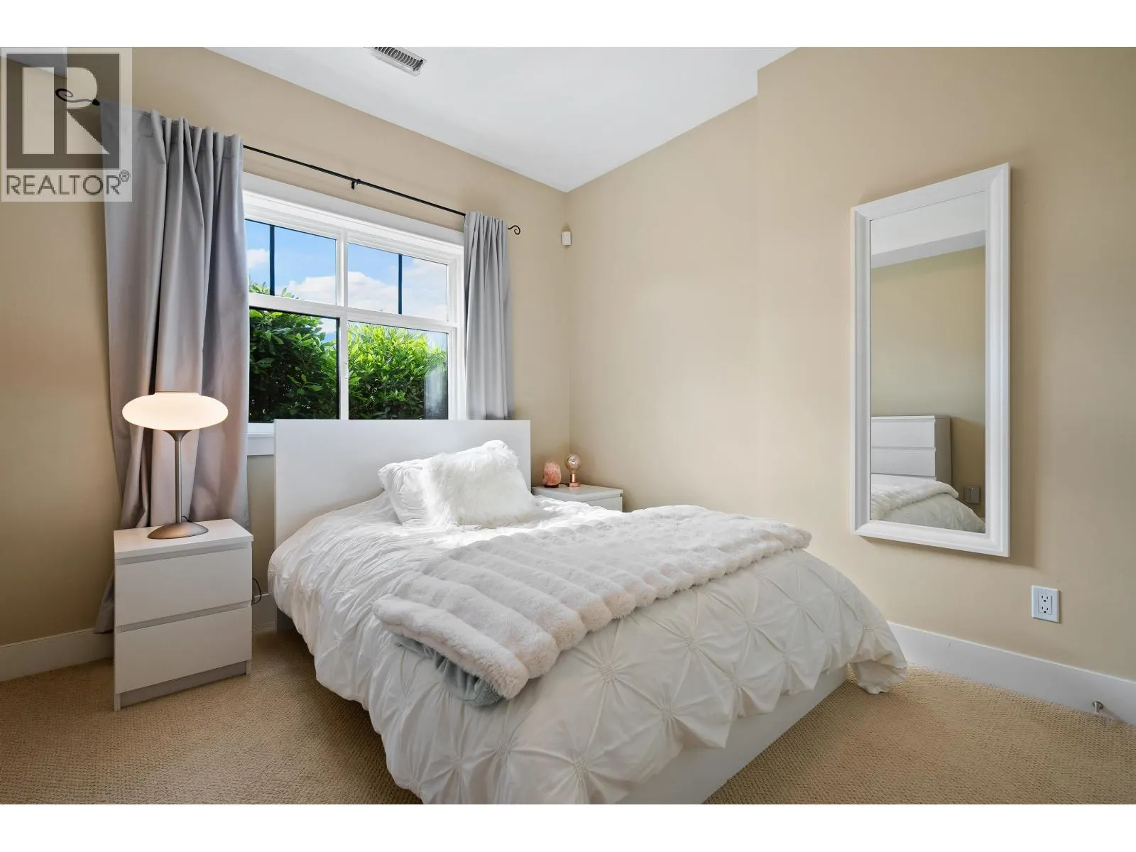 300 OCEAN CREST DRIVE