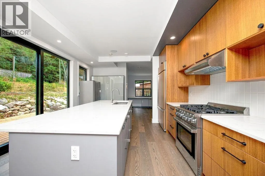 1535 MARGARET ROAD
