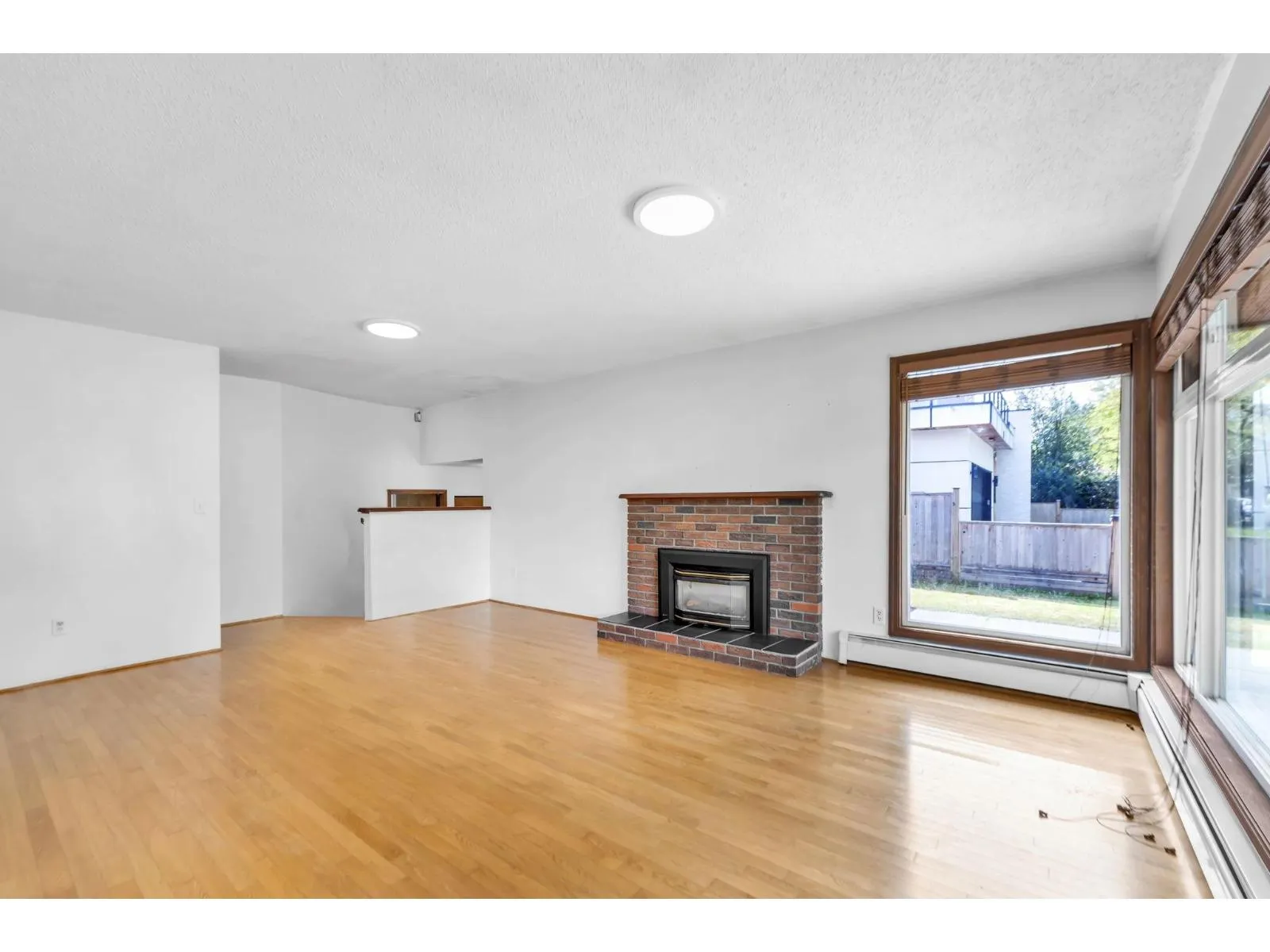 12881 CARLUKE CRESCENT