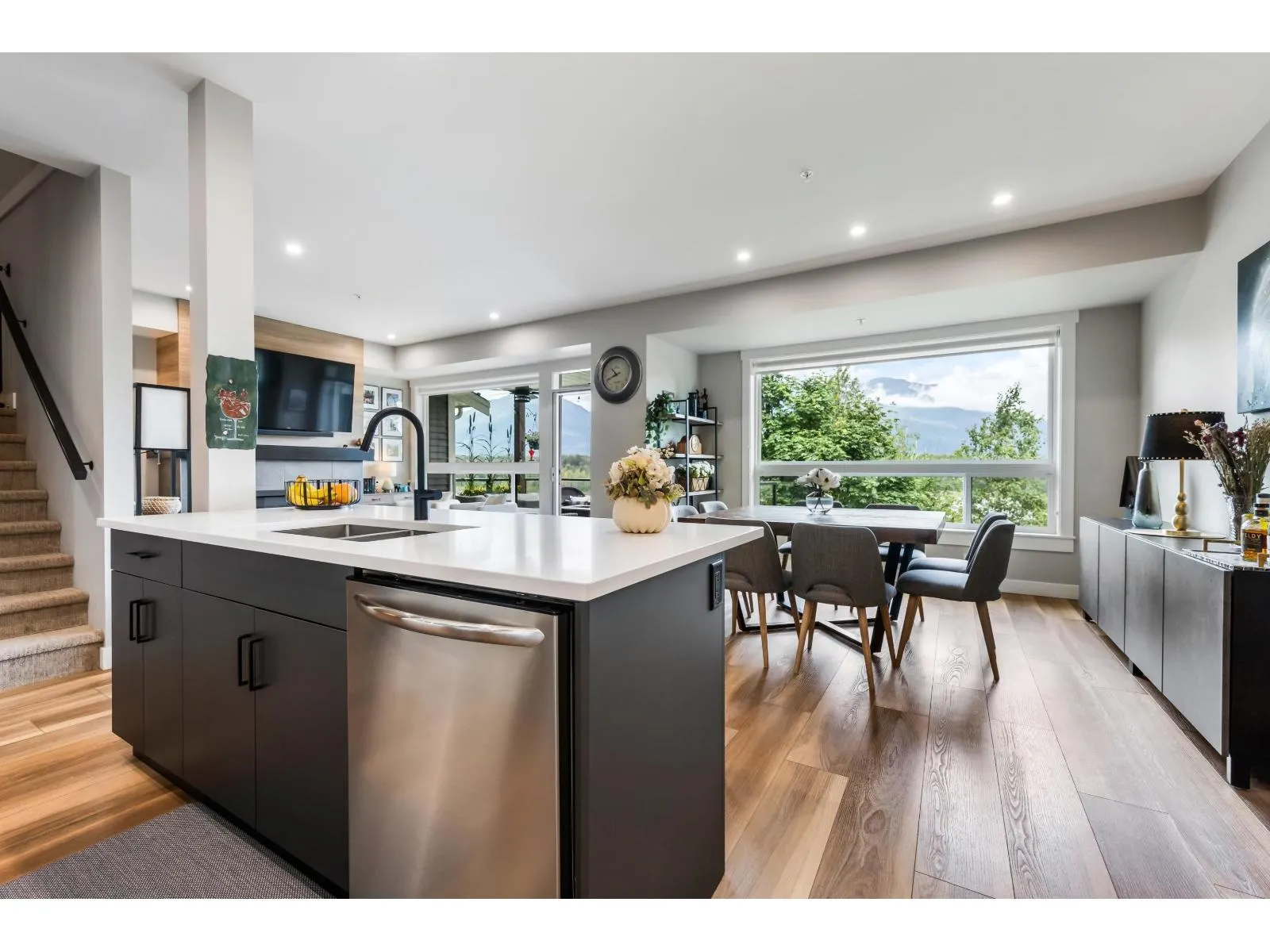 25 43575 CHILLIWACK MOUNTAIN ROAD|Chilliwack Mountain