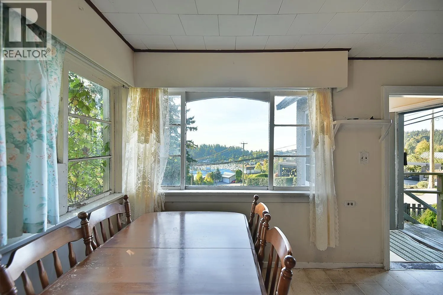547 N FLETCHER ROAD