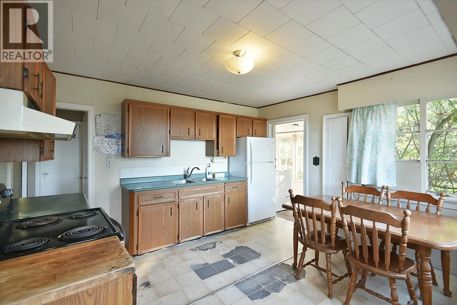 547 N FLETCHER ROAD