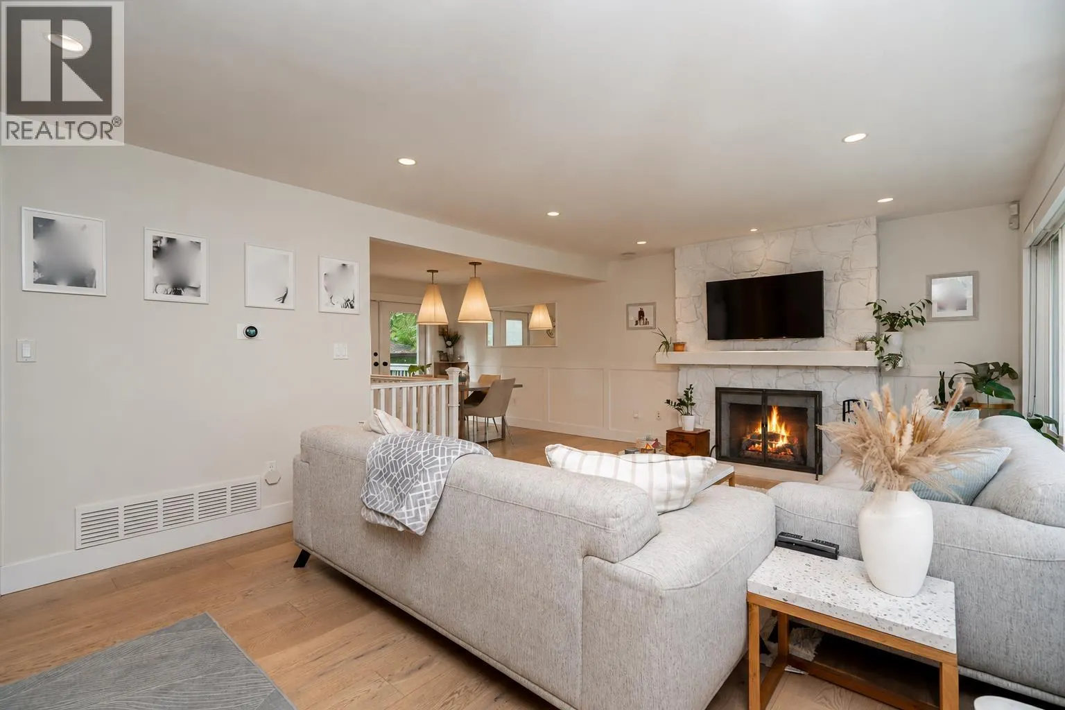 1361 E 15TH STREET
