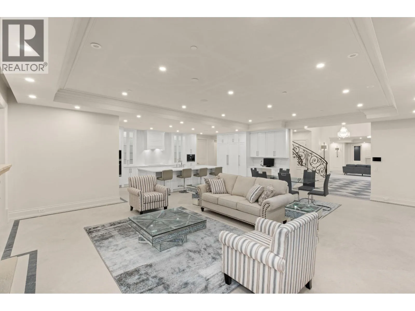 1445 SANDHURST PLACE