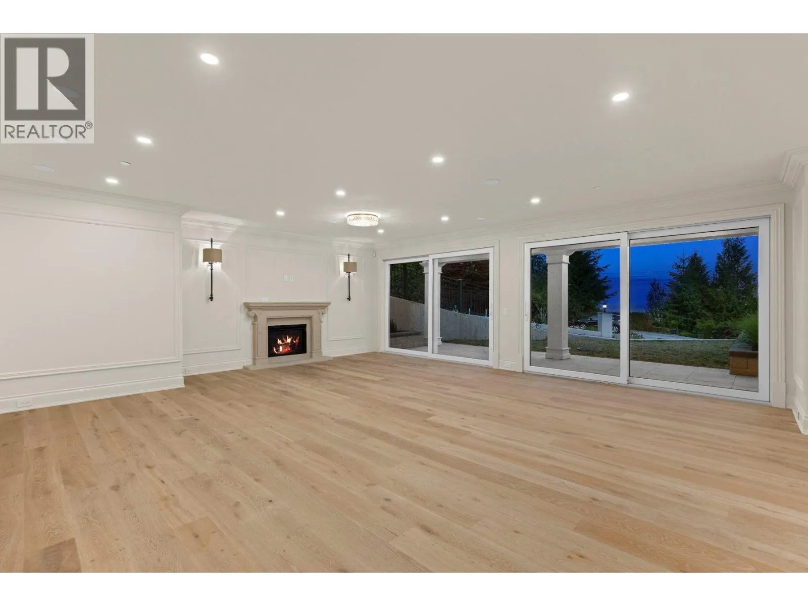 1445 SANDHURST PLACE