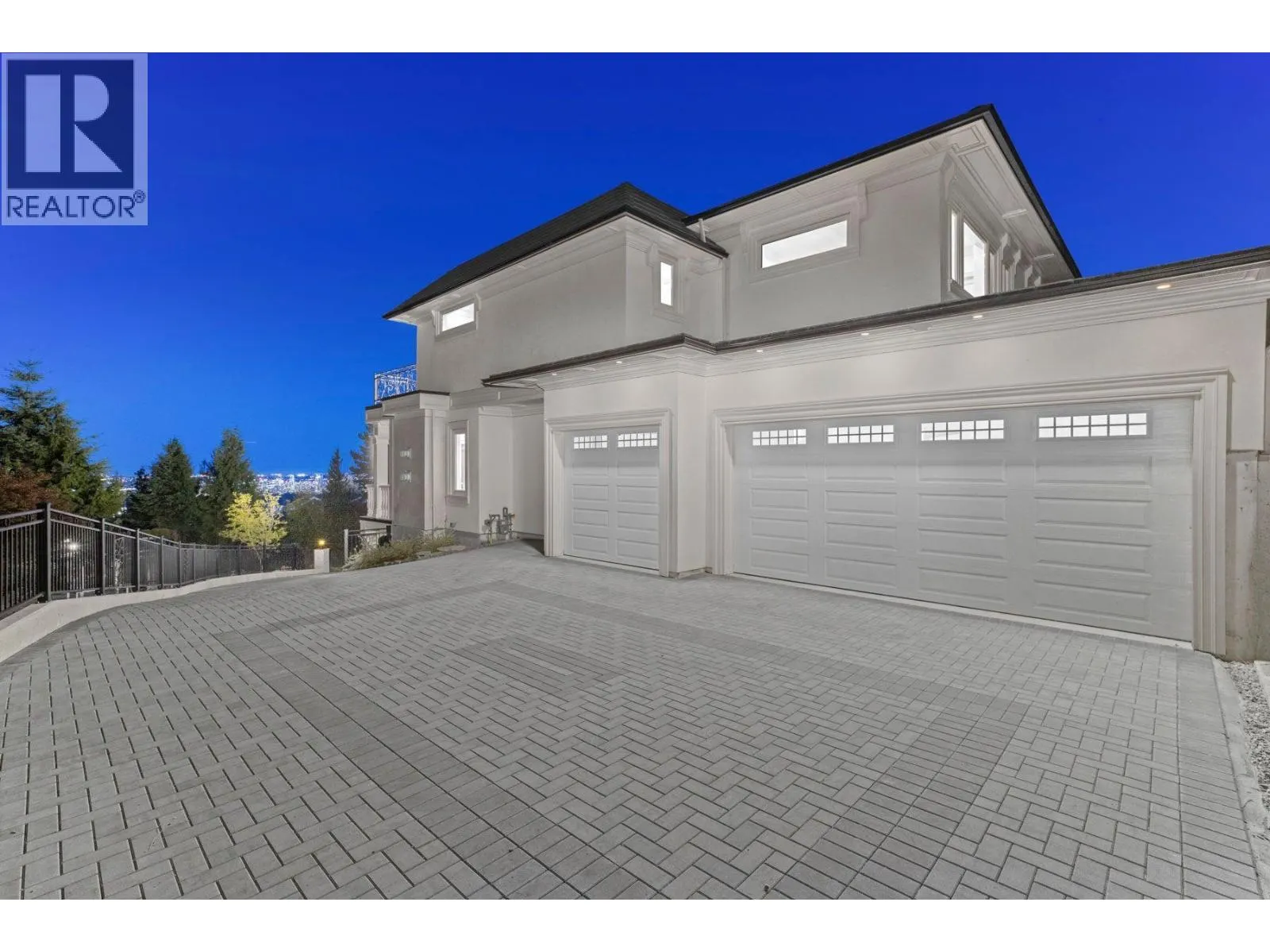 1445 SANDHURST PLACE