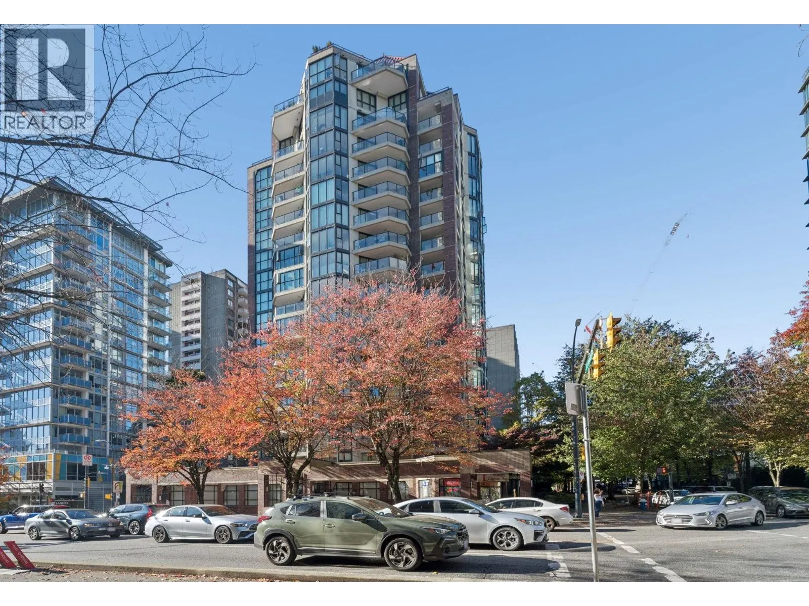 1403 1010 BURNABY STREET