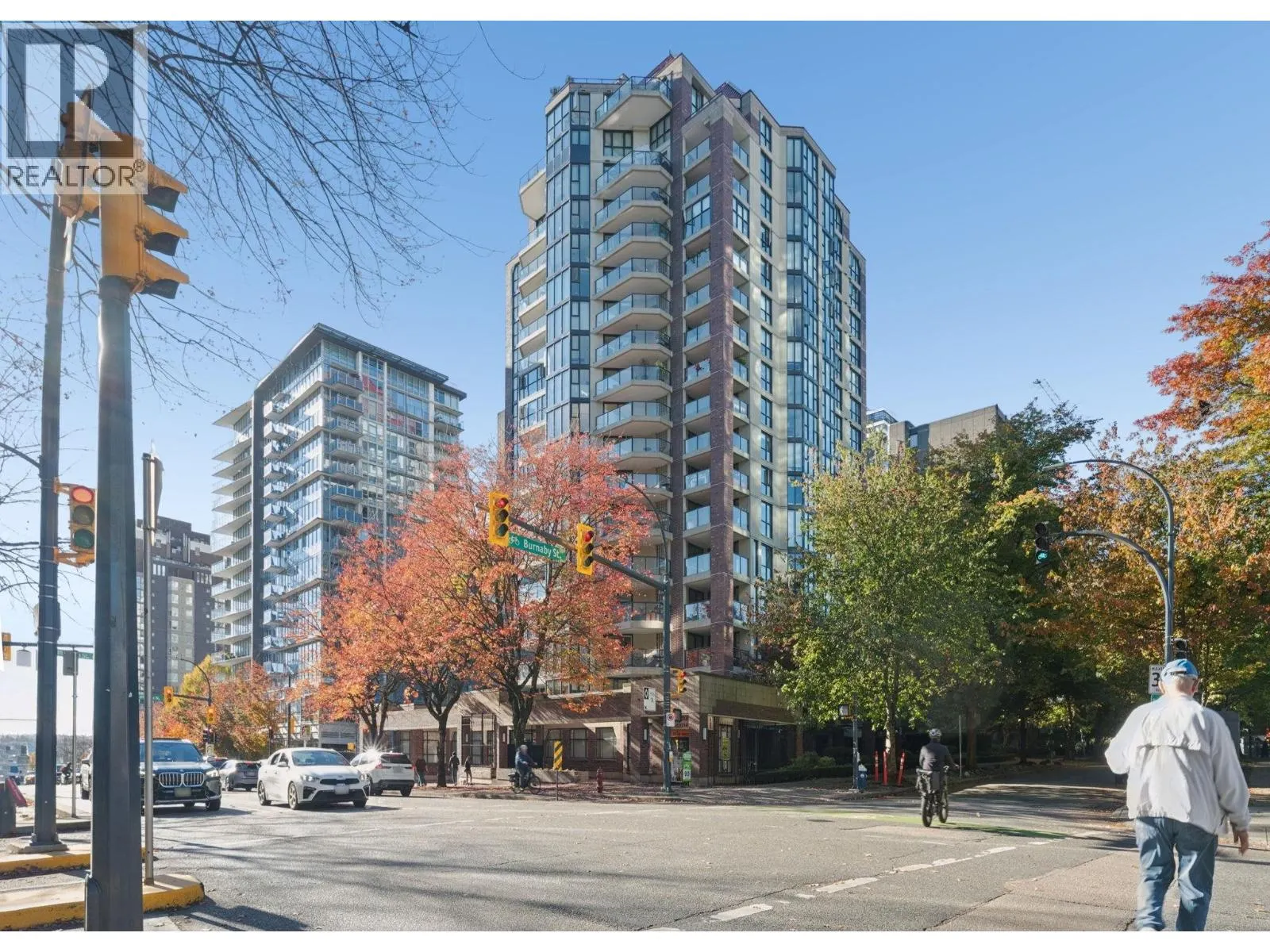 1403 1010 BURNABY STREET