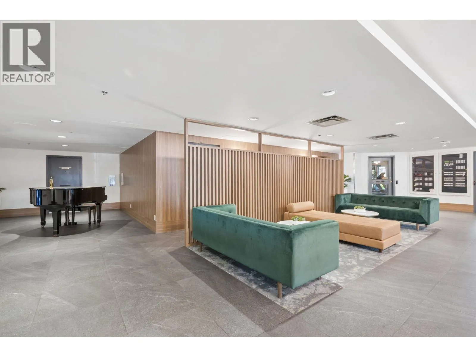 1403 1010 BURNABY STREET