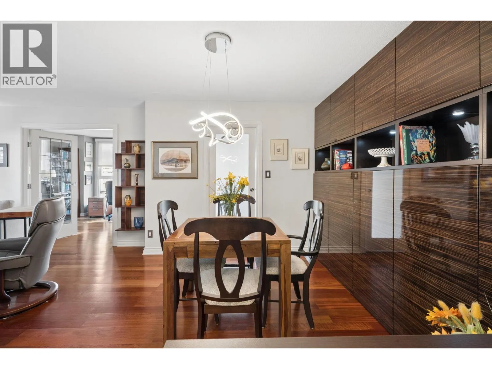 1403 1010 BURNABY STREET