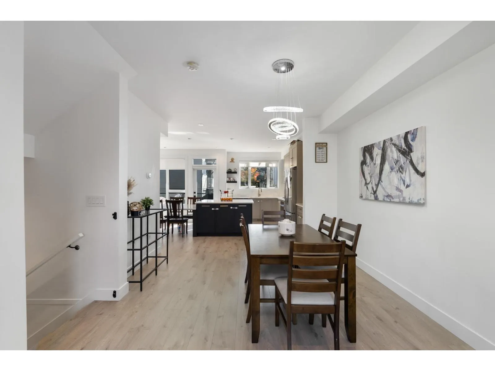 14 15030 28 AVENUE