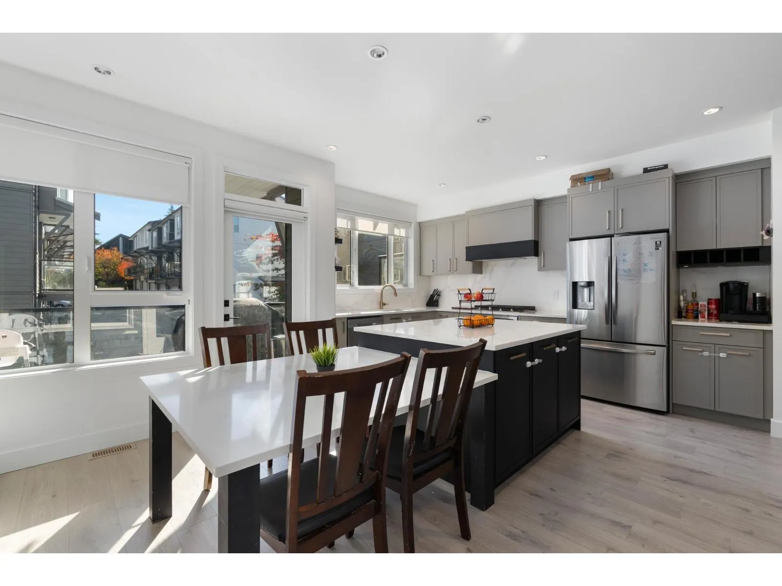 14 15030 28 AVENUE