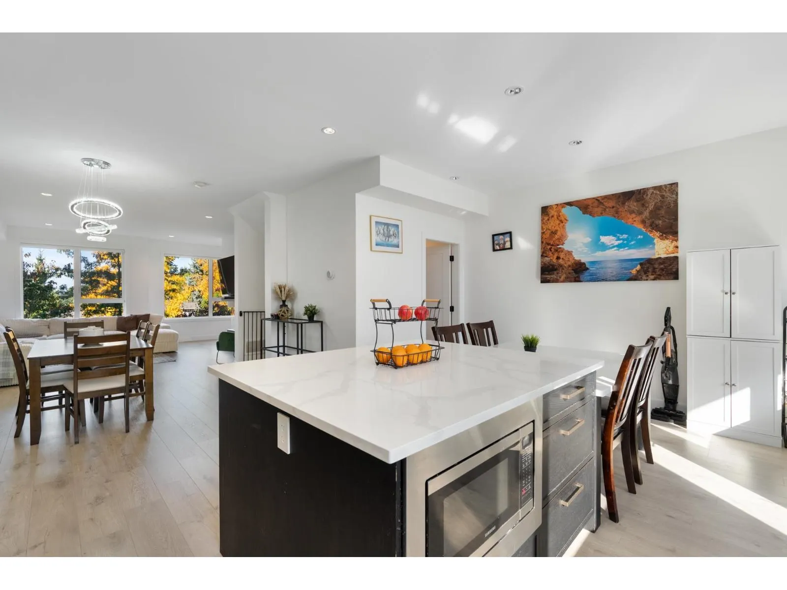 14 15030 28 AVENUE