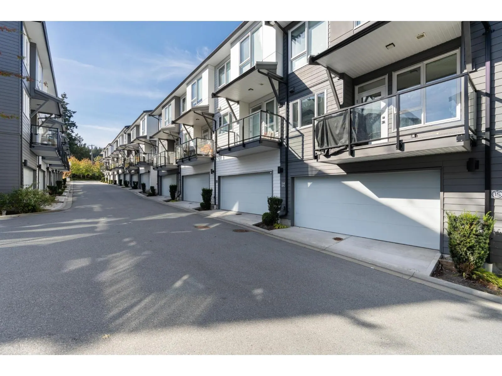 14 15030 28 AVENUE