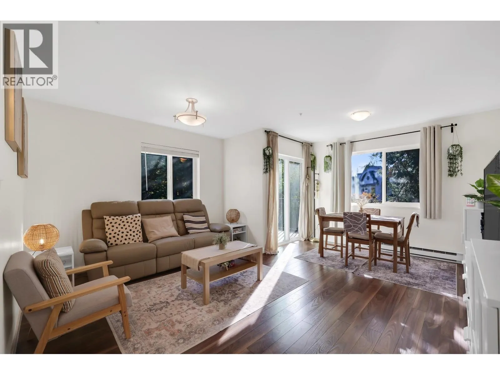 B307 40120 WILLOW CRESCENT
