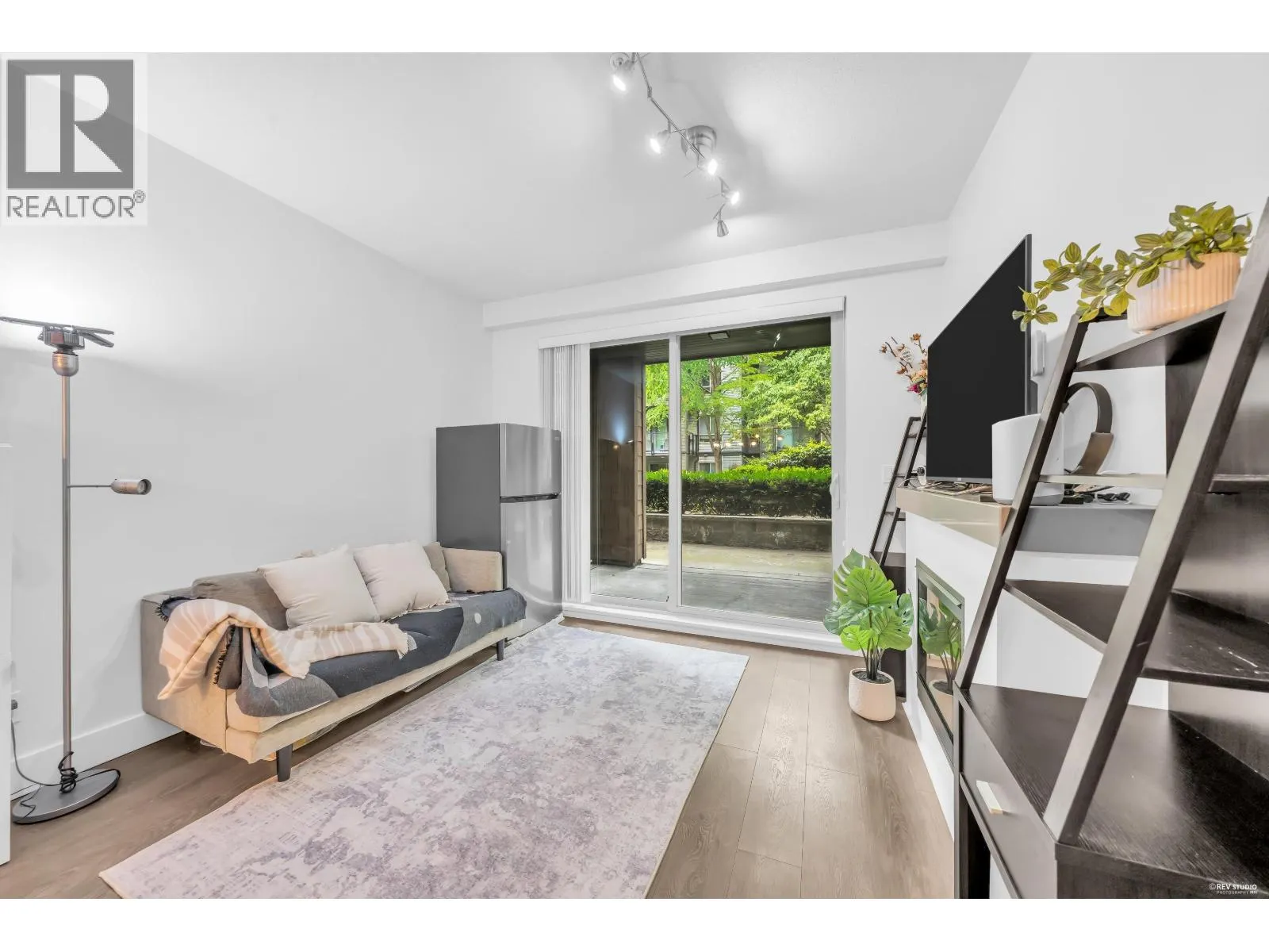 110 7488 BYRNEPARK WALK