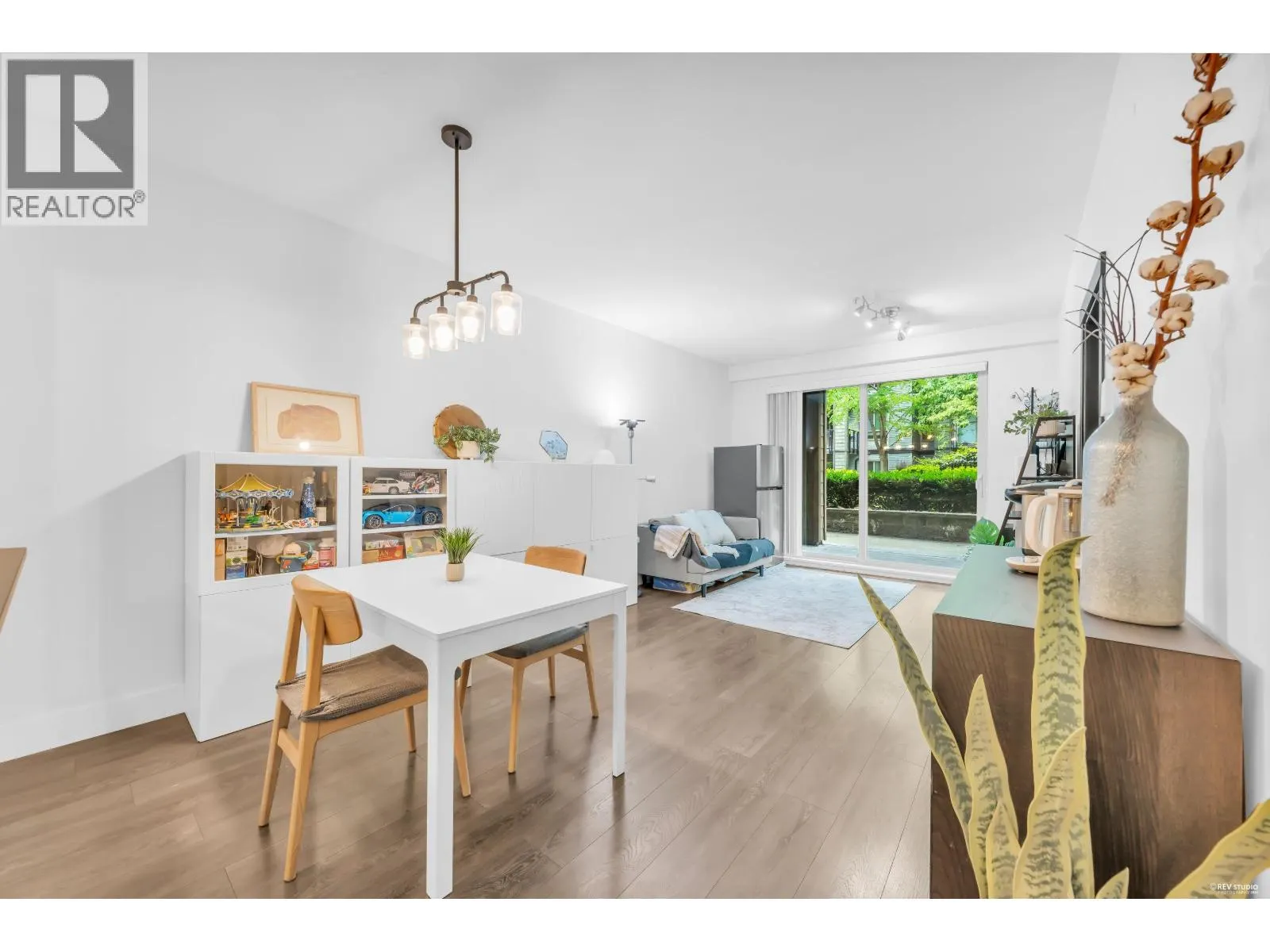 110 7488 BYRNEPARK WALK