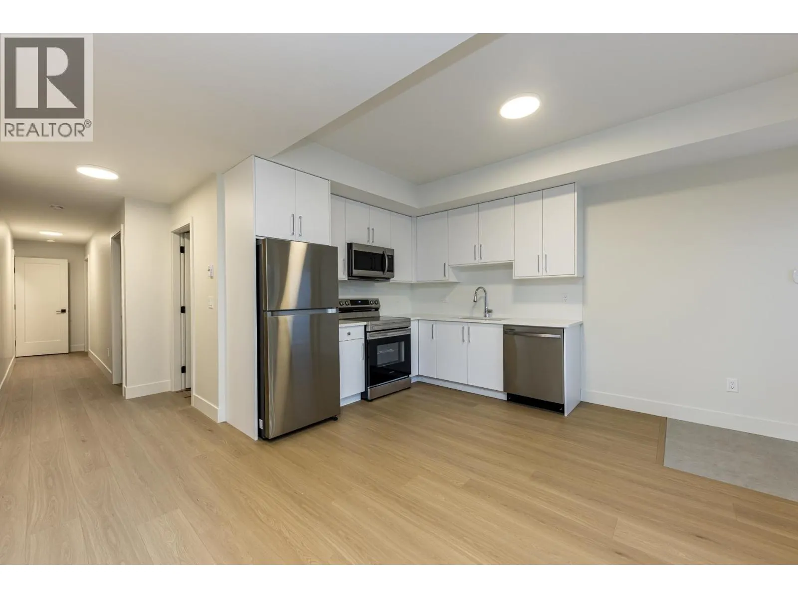 357 E 22ND STREET
