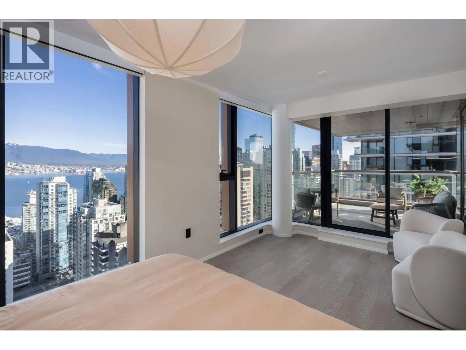 3102 1482 ROBSON STREET