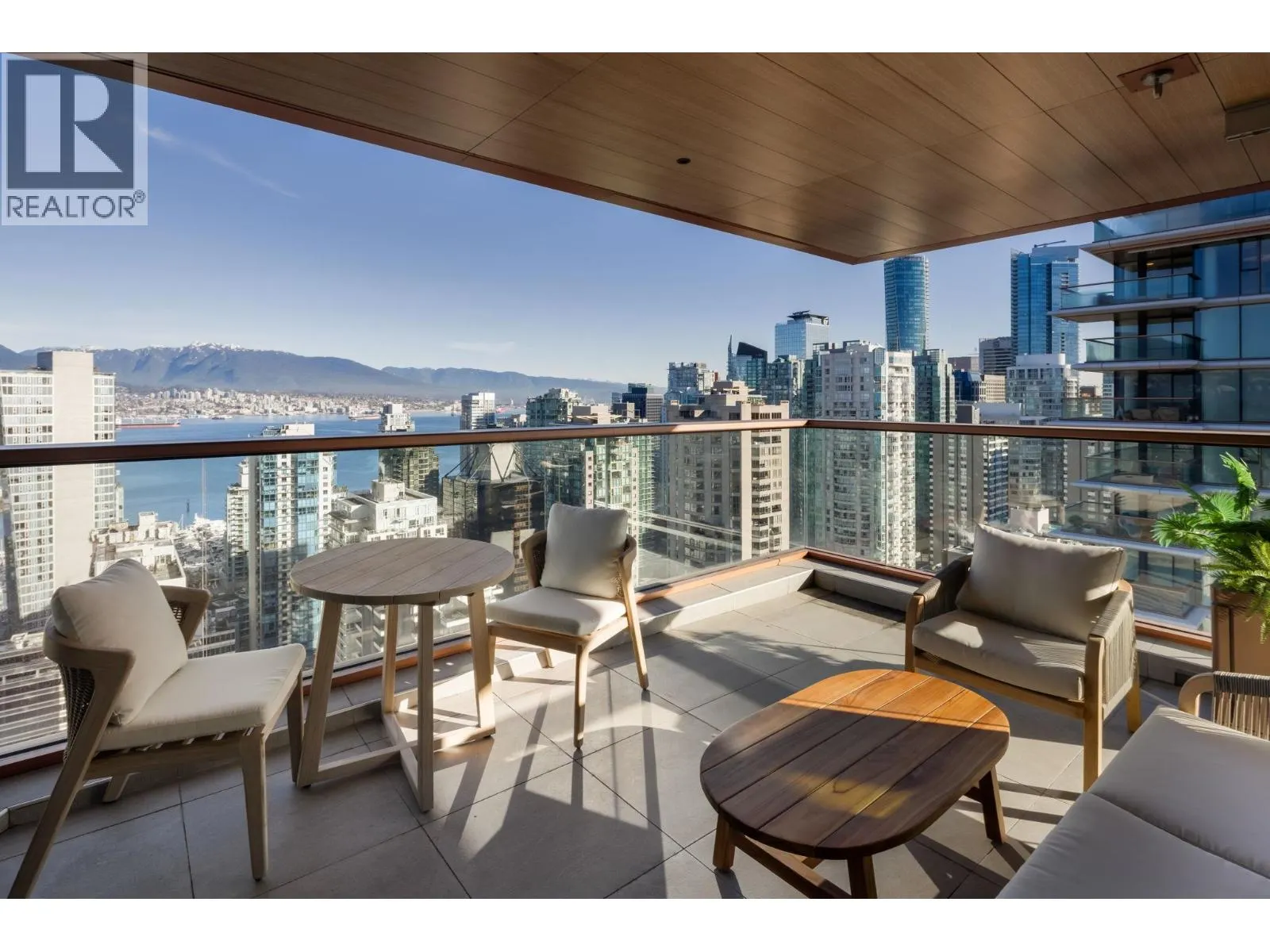 3102 1482 ROBSON STREET