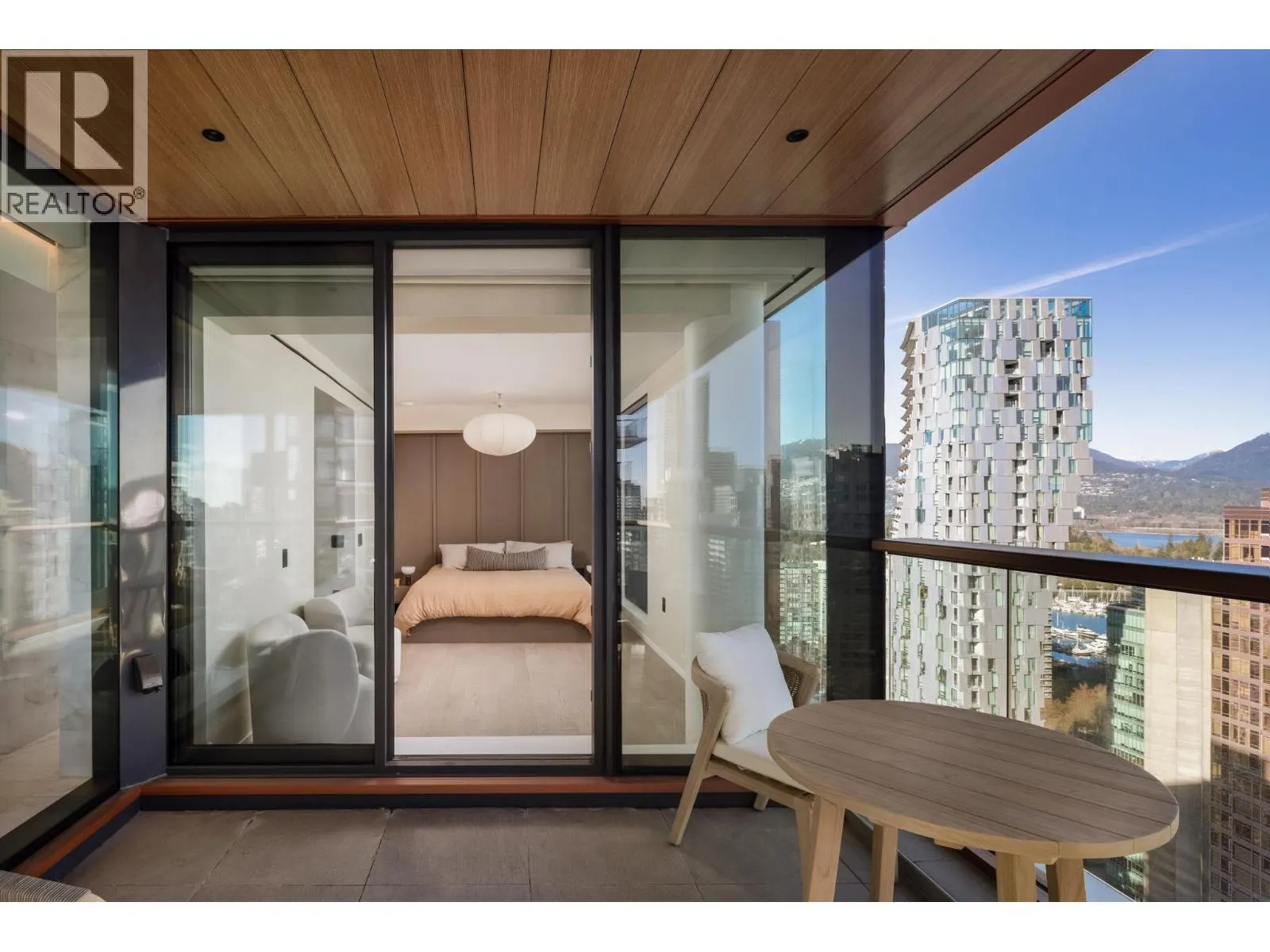 3102 1482 ROBSON STREET