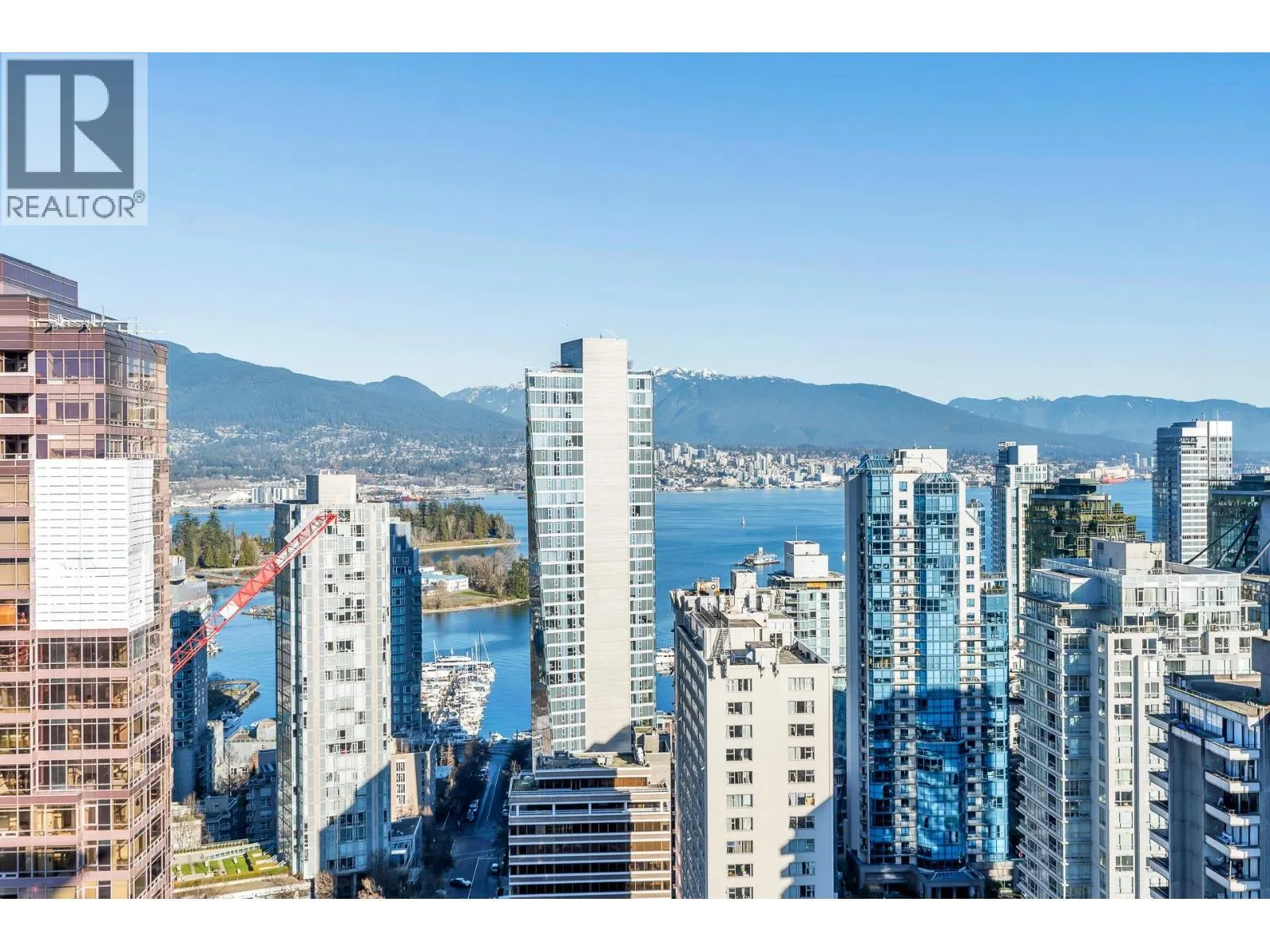 2502 1482 ROBSON STREET