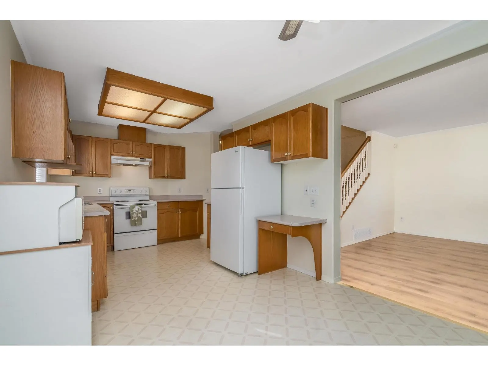101 5765 VEDDER ROAD|Garrison Crossing