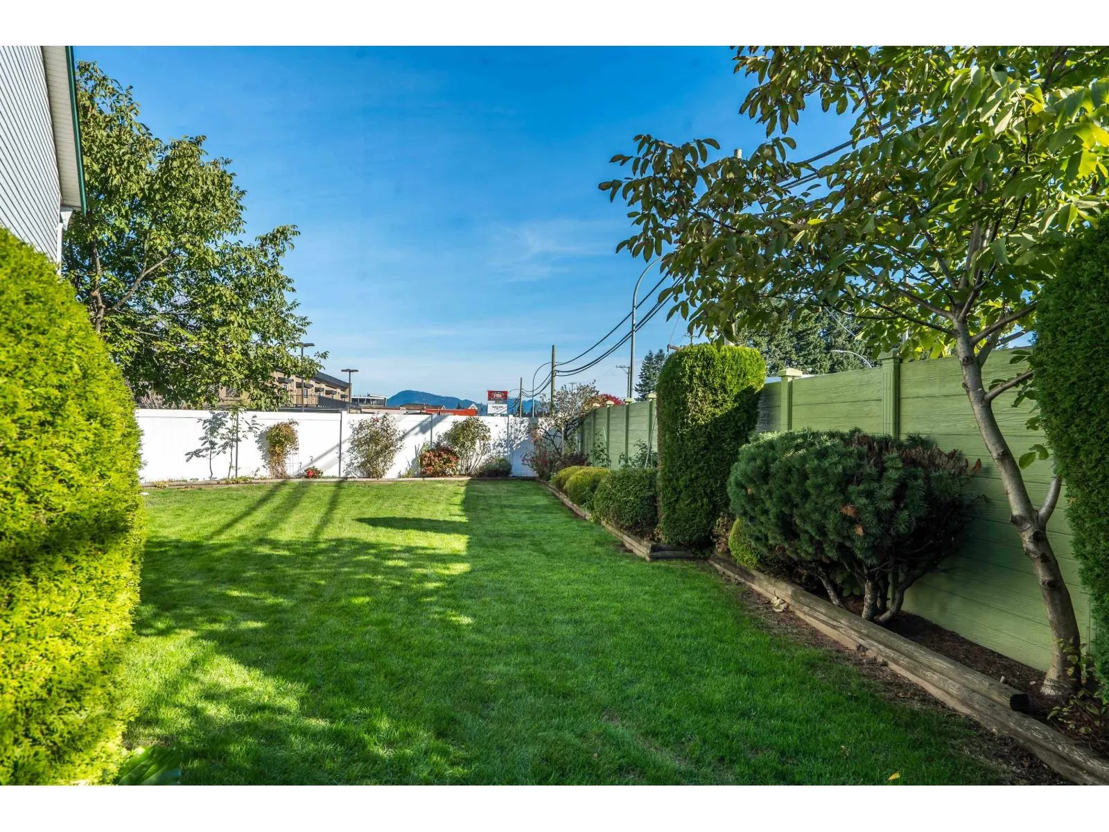 101 5765 VEDDER ROAD|Garrison Crossing