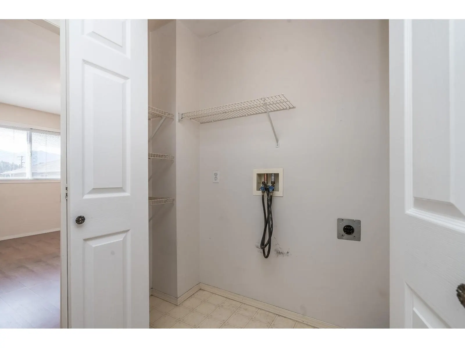 101 5765 VEDDER ROAD|Garrison Crossing