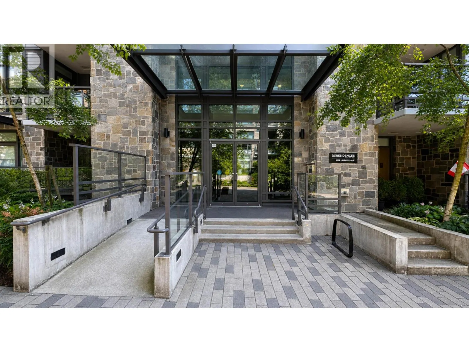 304 2738 LIBRARY LANE