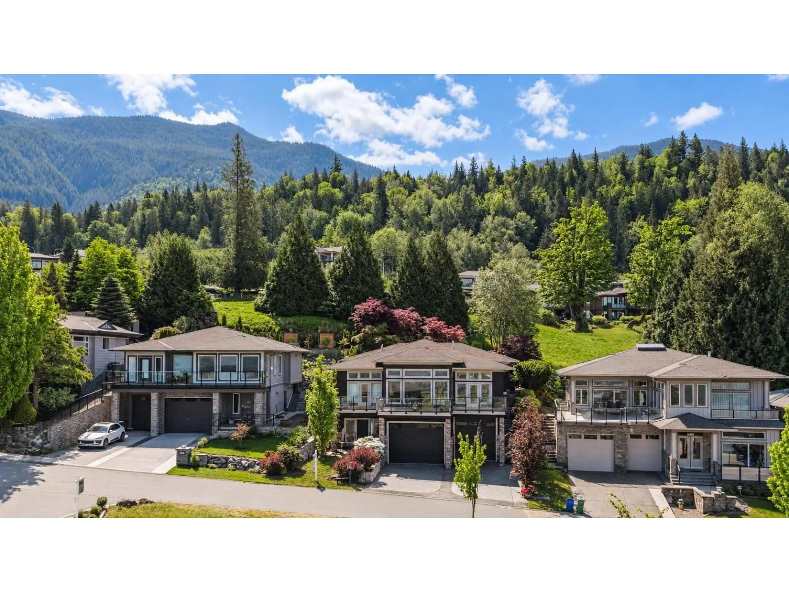 152 51075 FALLS COURT|Eastern Hillsides