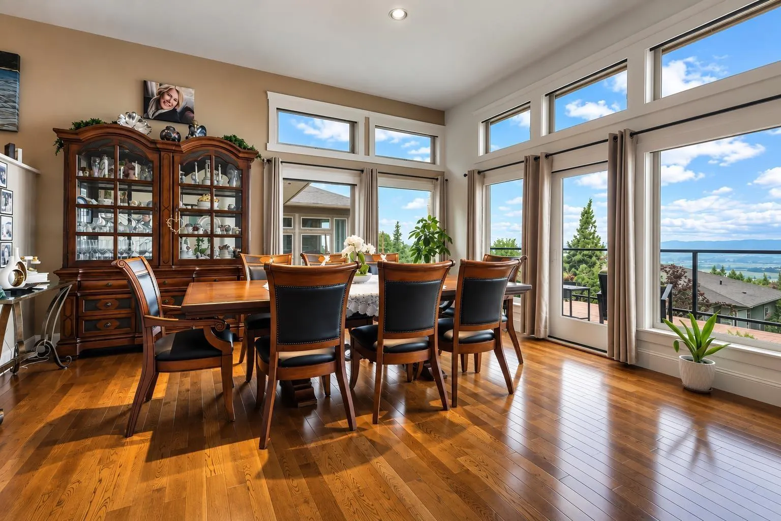 152 51075 FALLS COURT|Eastern Hillsides