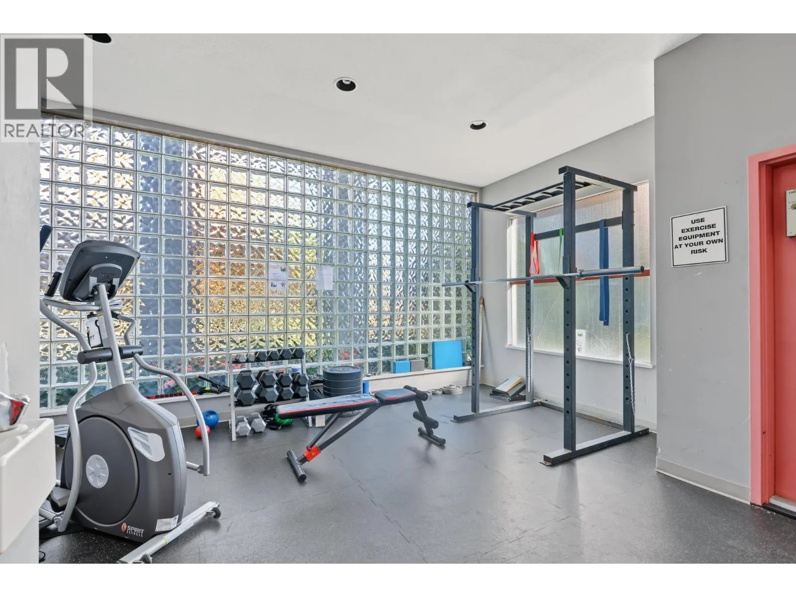 602 38 LEOPOLD PLACE