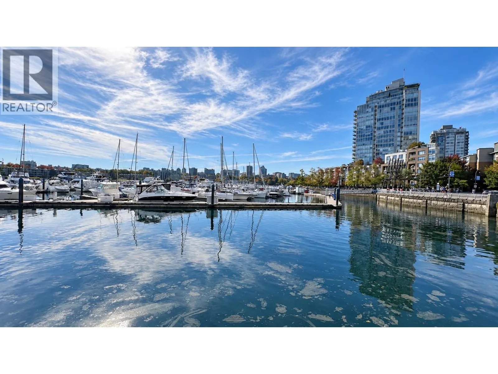 701 1111 MARINASIDE CRESCENT