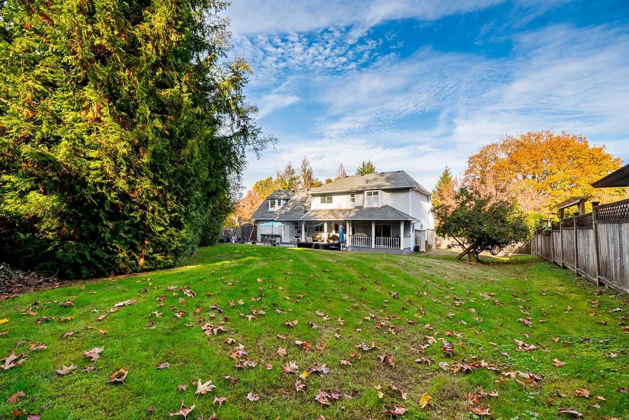 6143 KILLARNEY DRIVE