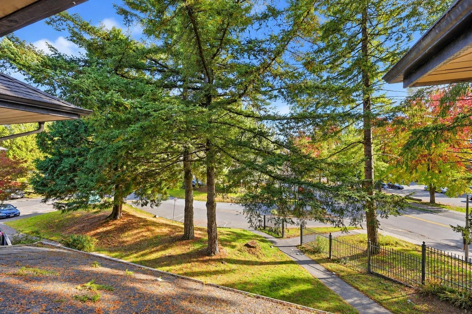 10511 HOLLY PARK LANE