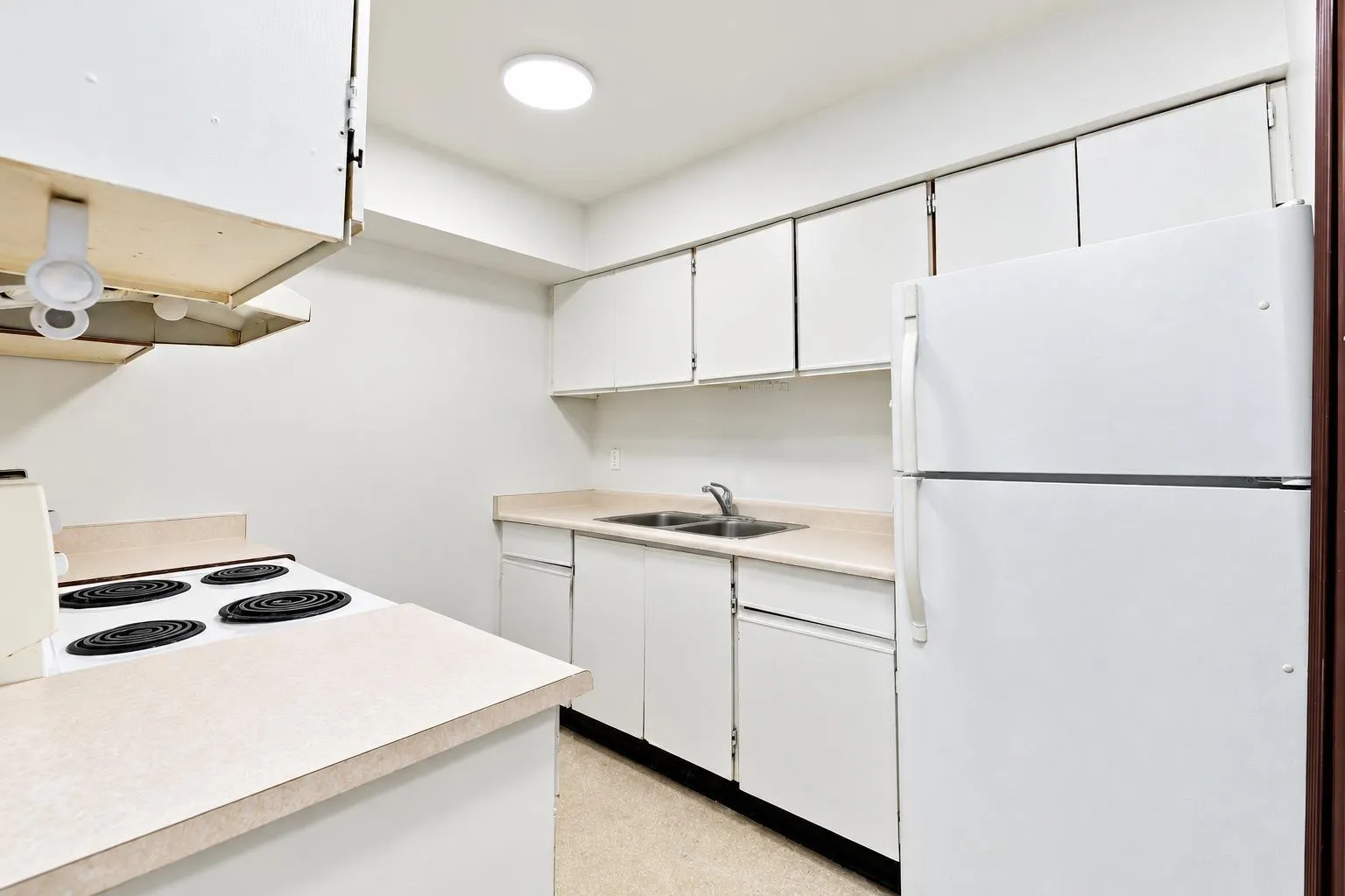 10511 HOLLY PARK LANE