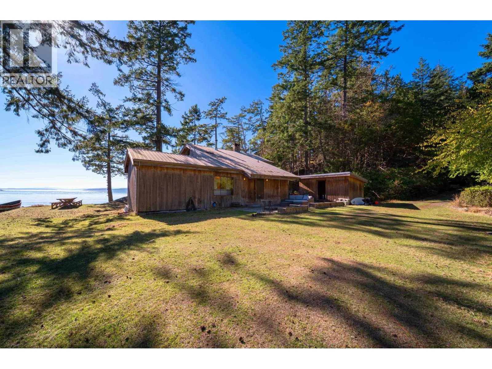 671 DINNER BAY ROAD